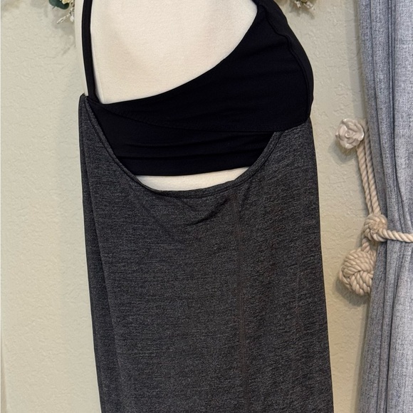NEW Lululemon Athletica Run Back On Track Tank Top Gray & Black Women’s Size 8 - Picture 4 of 8